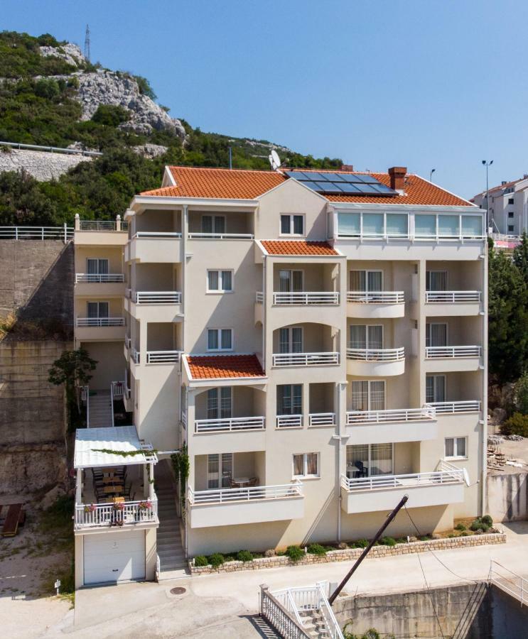 נאום Hotel Agava מראה חיצוני תמונה