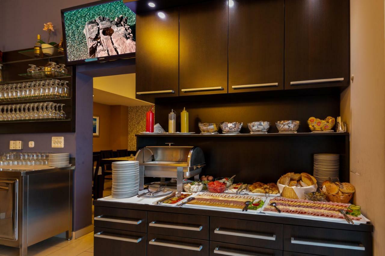 נאום Hotel Agava מראה חיצוני תמונה