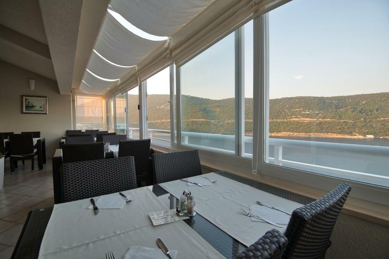 נאום Hotel Agava מראה חיצוני תמונה