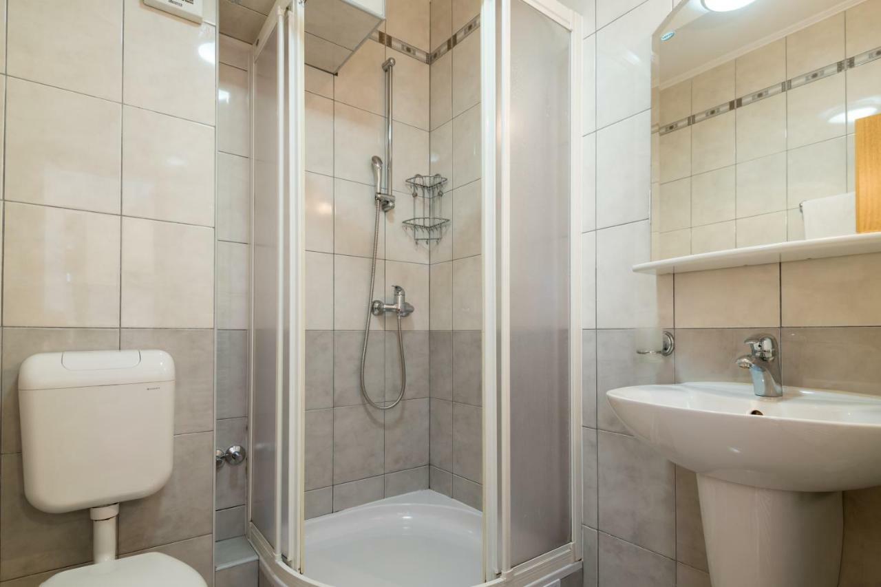 נאום Hotel Agava מראה חיצוני תמונה